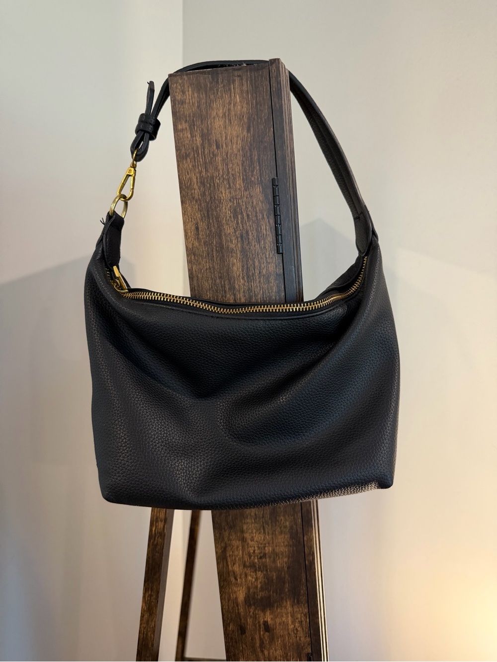 Classic Black Leather Hobo Bag - Minimalist Everyday Shoulder Purse